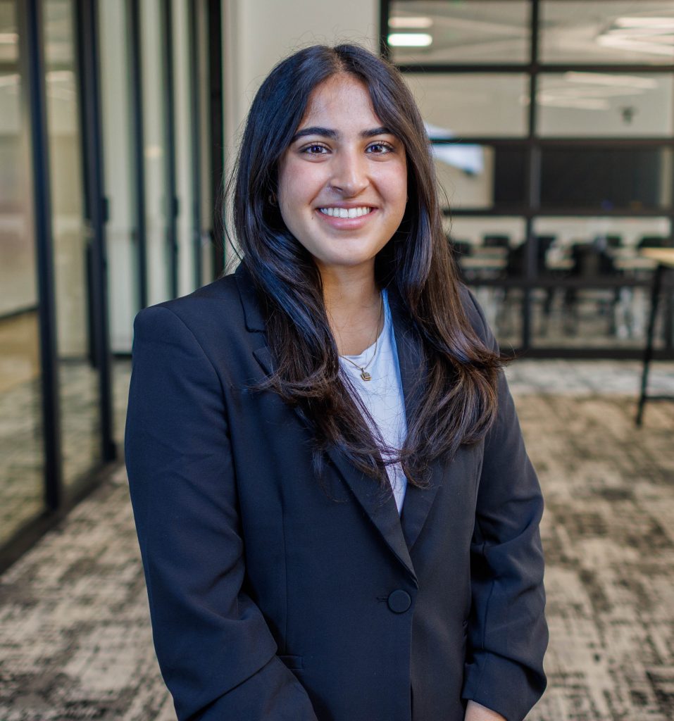 Maria Hararwala's headshot