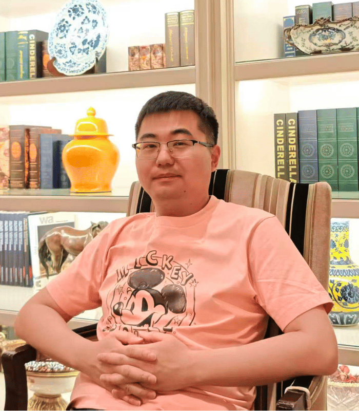 Ruchun Zheng